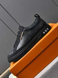 Picture of Louis Vuitton Shoes _SKULVsz38-45mnf43716600